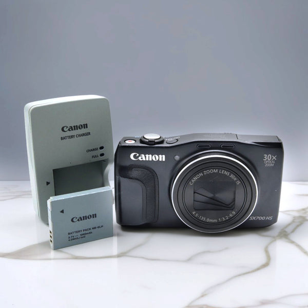 キャノン SX700HS Amazon.com : Canon PowerShot SX700 HS Digital Camera - Wi-Fi