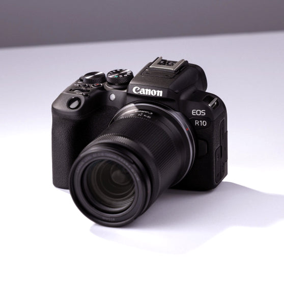 Canon EOS R10 Mirrorless Camera with 18-150mm Lens Kit