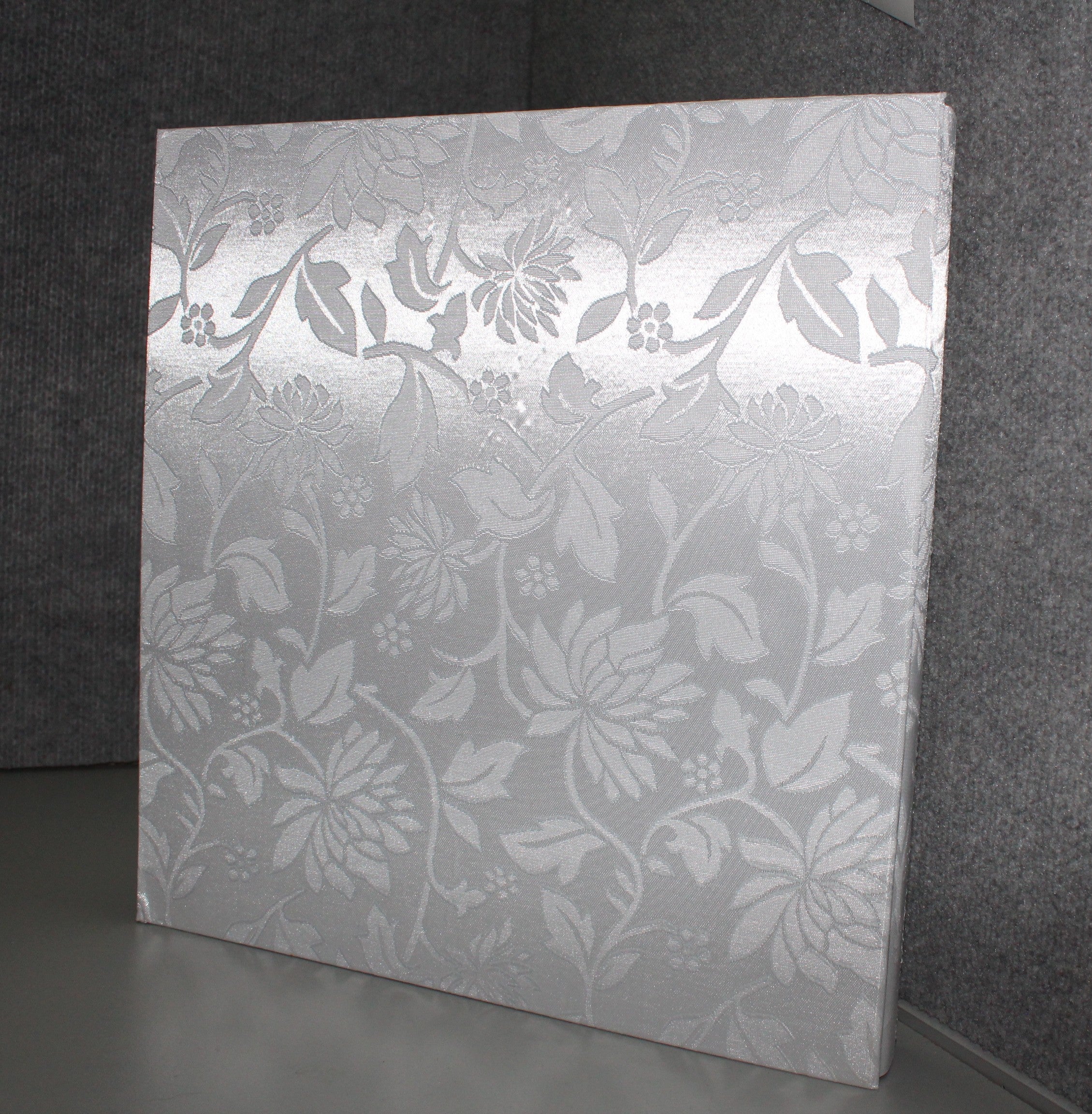 Wedding photo album - self-adhesive pages