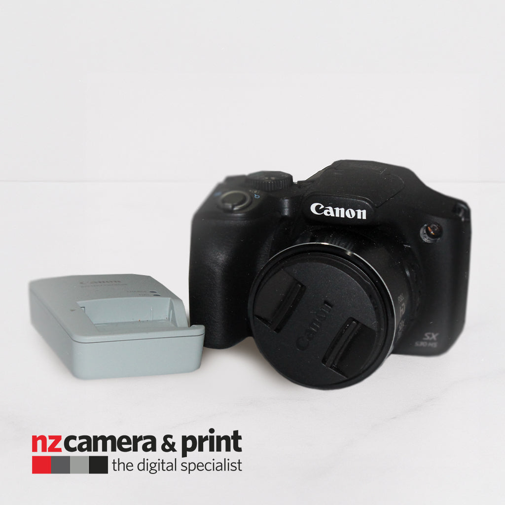 Pre-Owned Canon Powershot SX530HS with Charger
