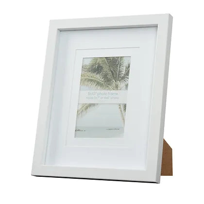 Escape 8x10 White Wooden Frame with 4x6